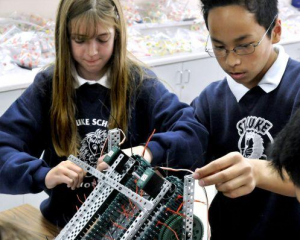 Catholic Students Building Robots